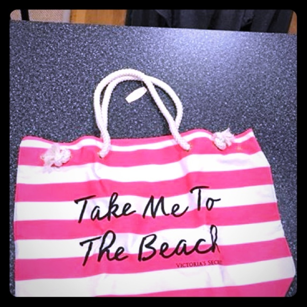 Brand new with tag - VS XL Tote in pink/wh…